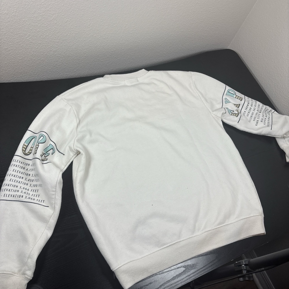 Aspen‎ Graphic Sweatshirt - White and Blue - Picture 7 of 7
